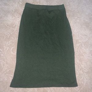 Ribbed Pencil Skirt